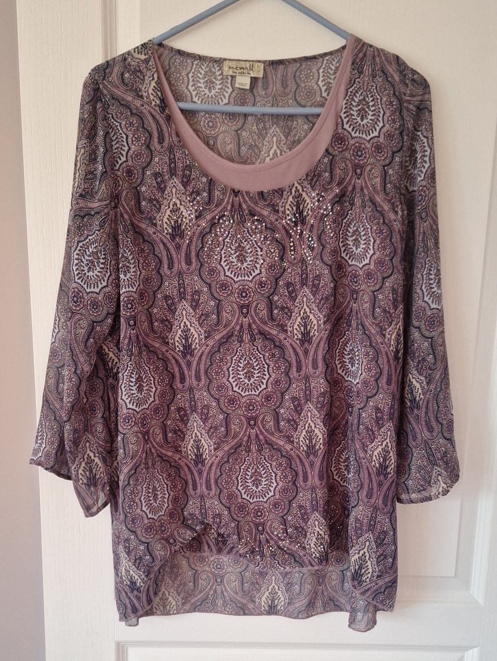 ONE WORLD Paisley Scoop-Neck Tunic in Mauve and Cream